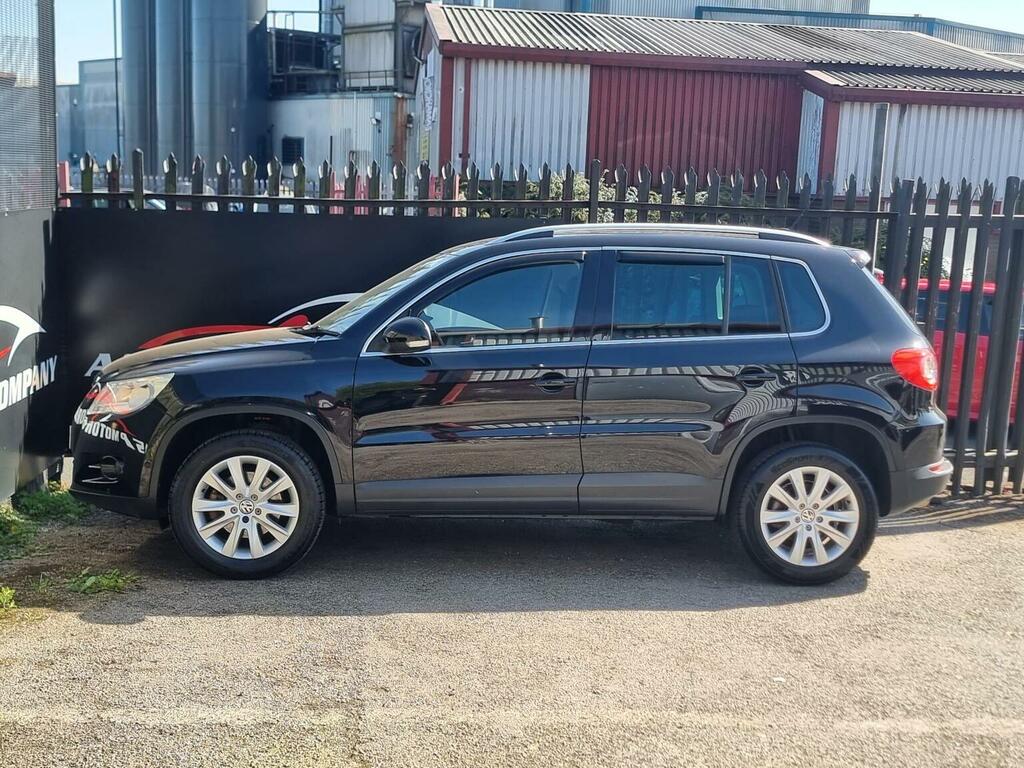 Volkswagen Tiguan 2.0 Tdi Match Dsg 4Wd Euro 5 201111 GF11SVJ Black #4