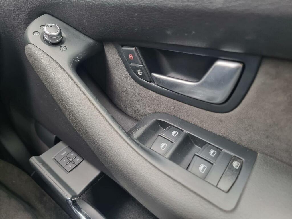 Audi A8 4.2L Sport Grey #35
