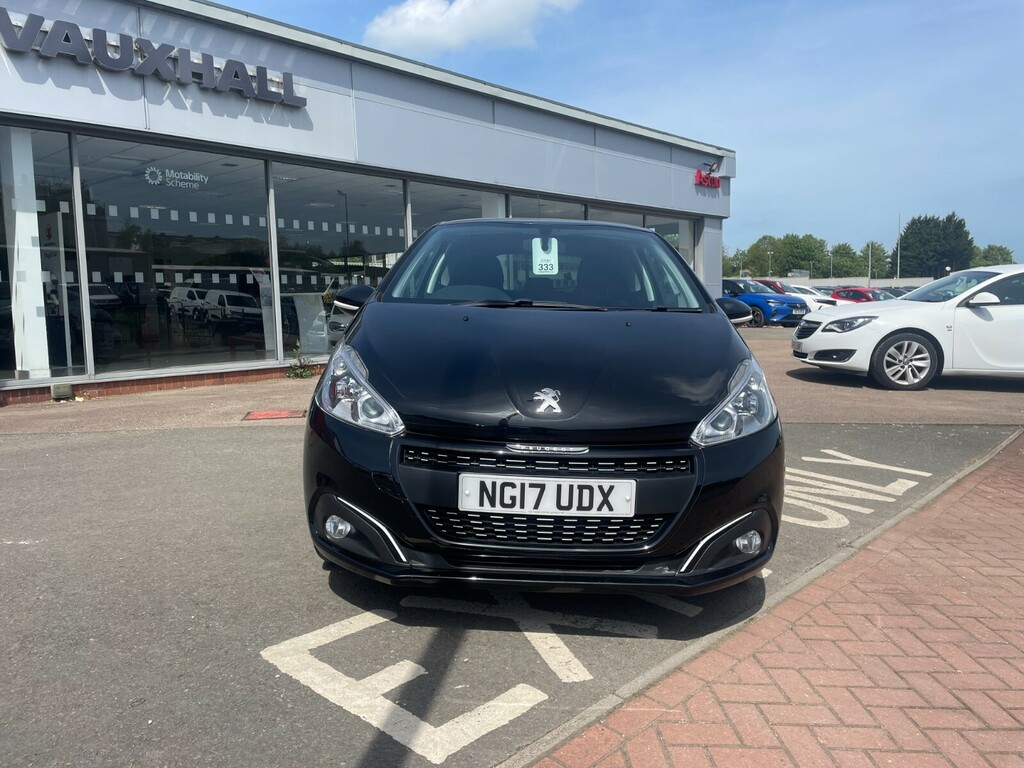 Peugeot 208 Black Edition 1.2 Puretech 82Ps NG17UDX Black #6
