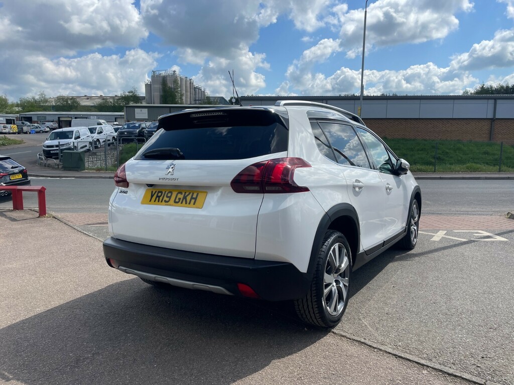 Peugeot 2008 Allure Premium 1.2 Puretech 110Ps Eat YR19GKH White #5