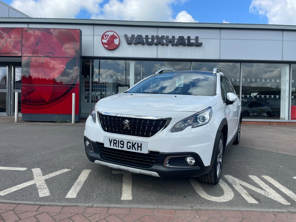 Peugeot 2008 Allure Premium 1.2 Puretech 110Ps Eat White