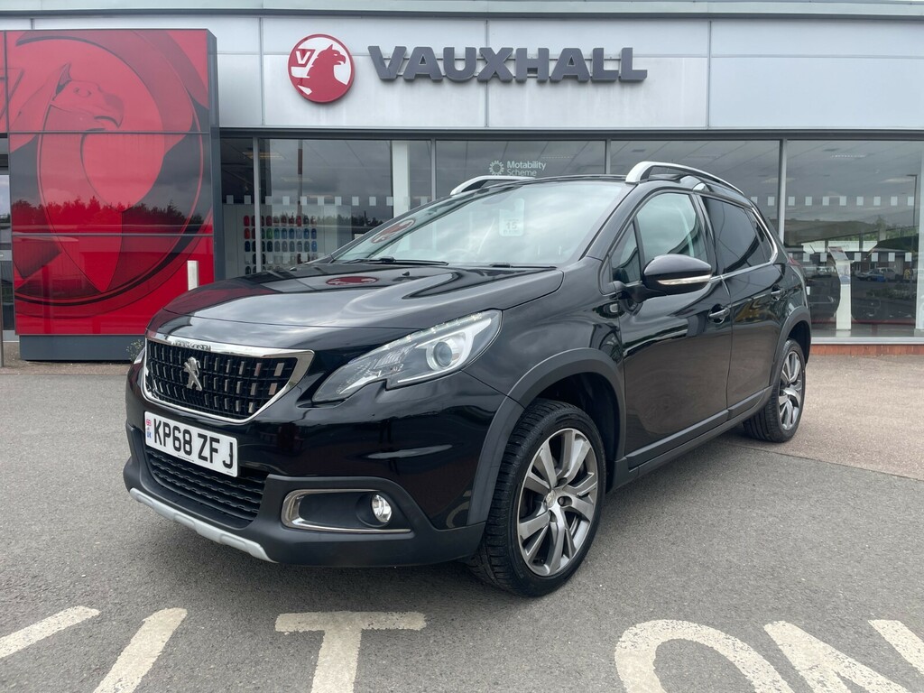 Peugeot 2008 Allure 1.2 Puretech 130Ps Black