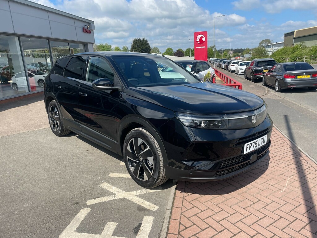 Vauxhall Grandland Ultimate 1.2T 145Ps Mhev Hybrid E-dct6 Black #3