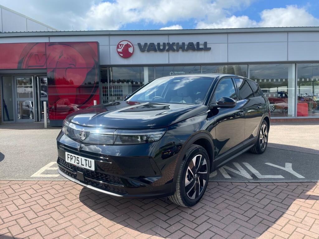 Vauxhall Grandland Ultimate 1.2T 145Ps Mhev Hybrid E-dct6 Black