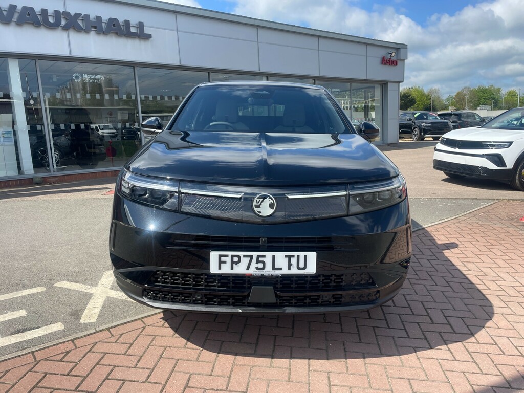 Vauxhall Grandland Ultimate 1.2T 145Ps Mhev Hybrid E-dct6 Black #2