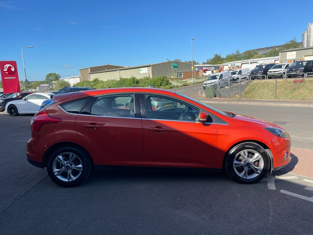 Ford Focus Zetec 1.6 105Ps GK12WFN Red #4