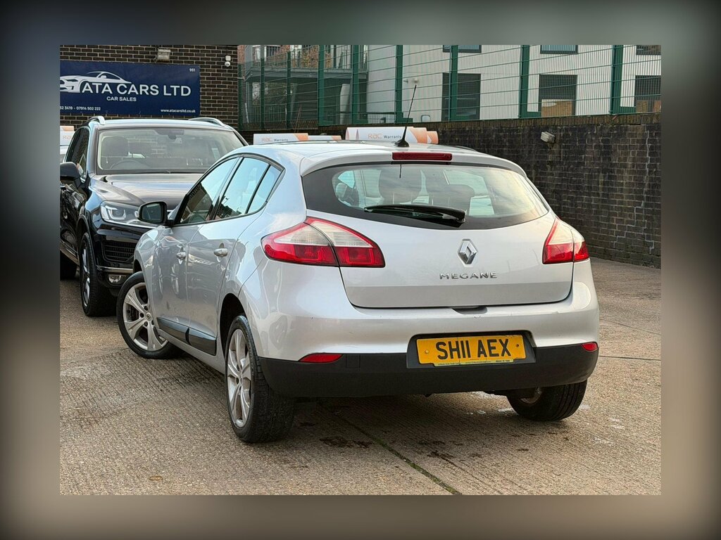 Renault Megane 1.6 16V Dynamique Tomtom Euro 5 Silver #6