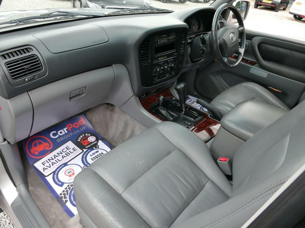 Toyota Land Cruiser Amazon Amazon 4.7 VX Silver #27