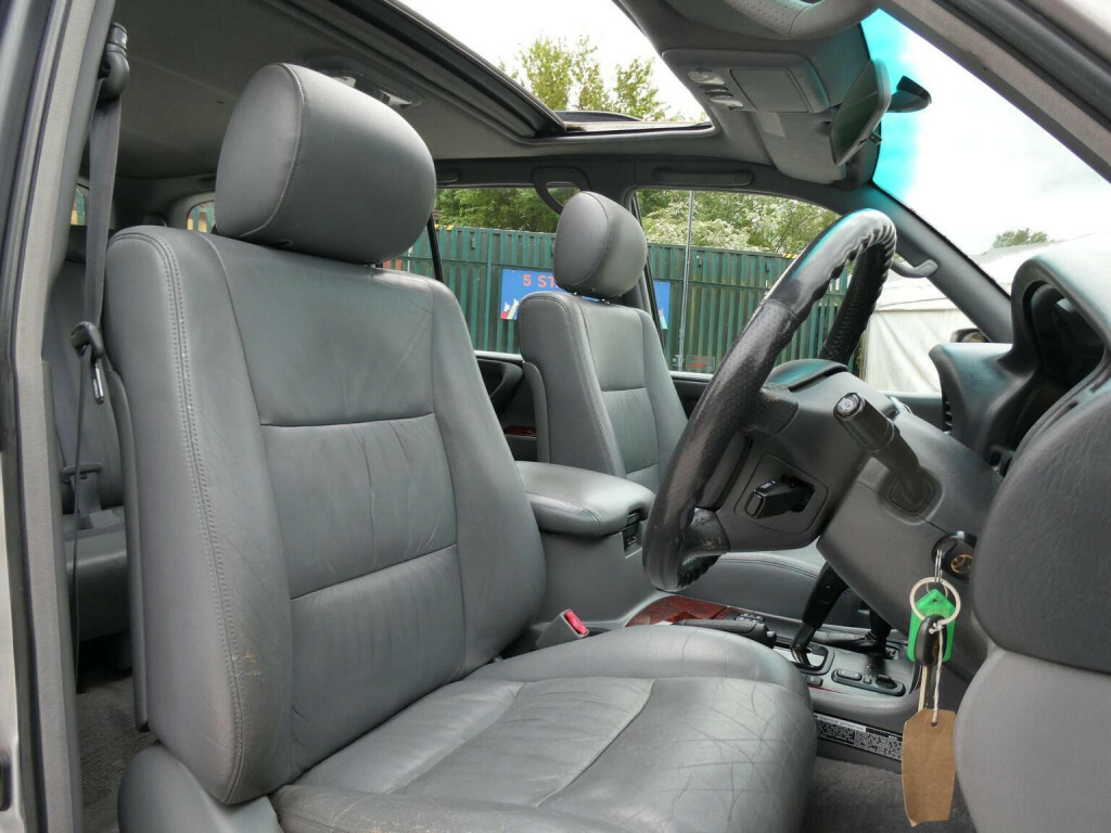 Toyota Land Cruiser Amazon Amazon 4.7 VX Silver #45