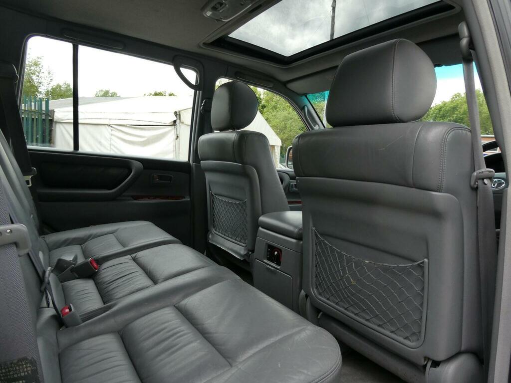 Toyota Land Cruiser Amazon Amazon 4.7 VX Silver #28