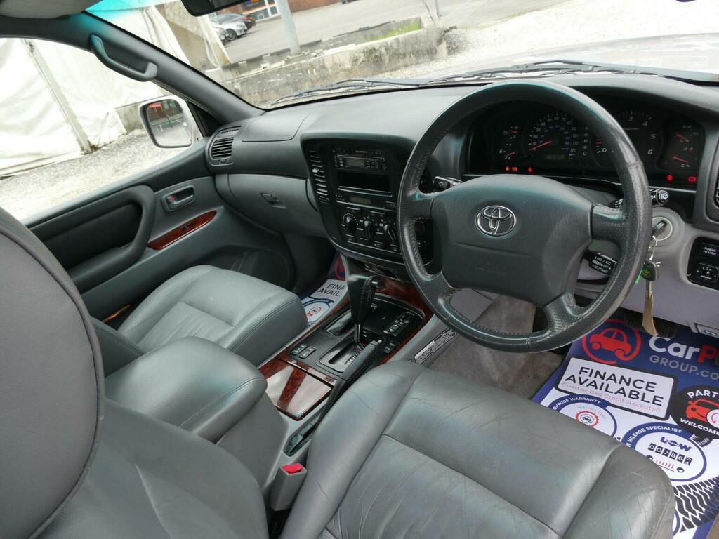 Toyota Land Cruiser Amazon Amazon 4.7 VX Silver #2