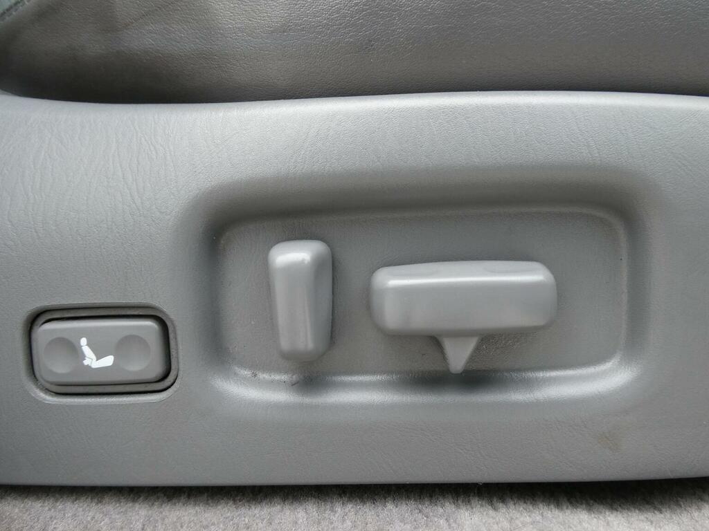 Toyota Land Cruiser Amazon Amazon 4.7 VX Silver #18