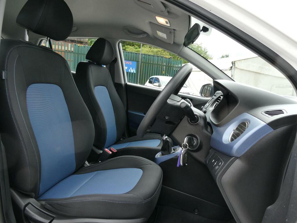Hyundai I10 Hatchback 1.0 Se Euro 5 201666 White #4
