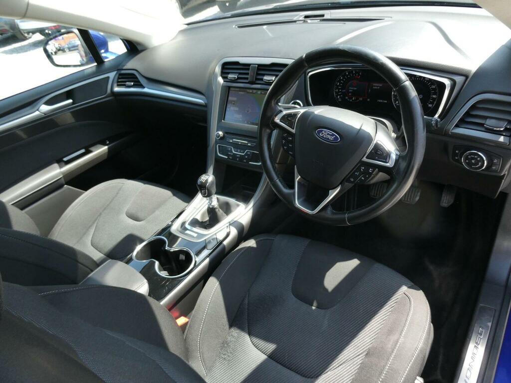 Ford Mondeo Hatchback 2.0 Tdci Titanium Euro 6 Ss 2016 CE16XEM Blue #2