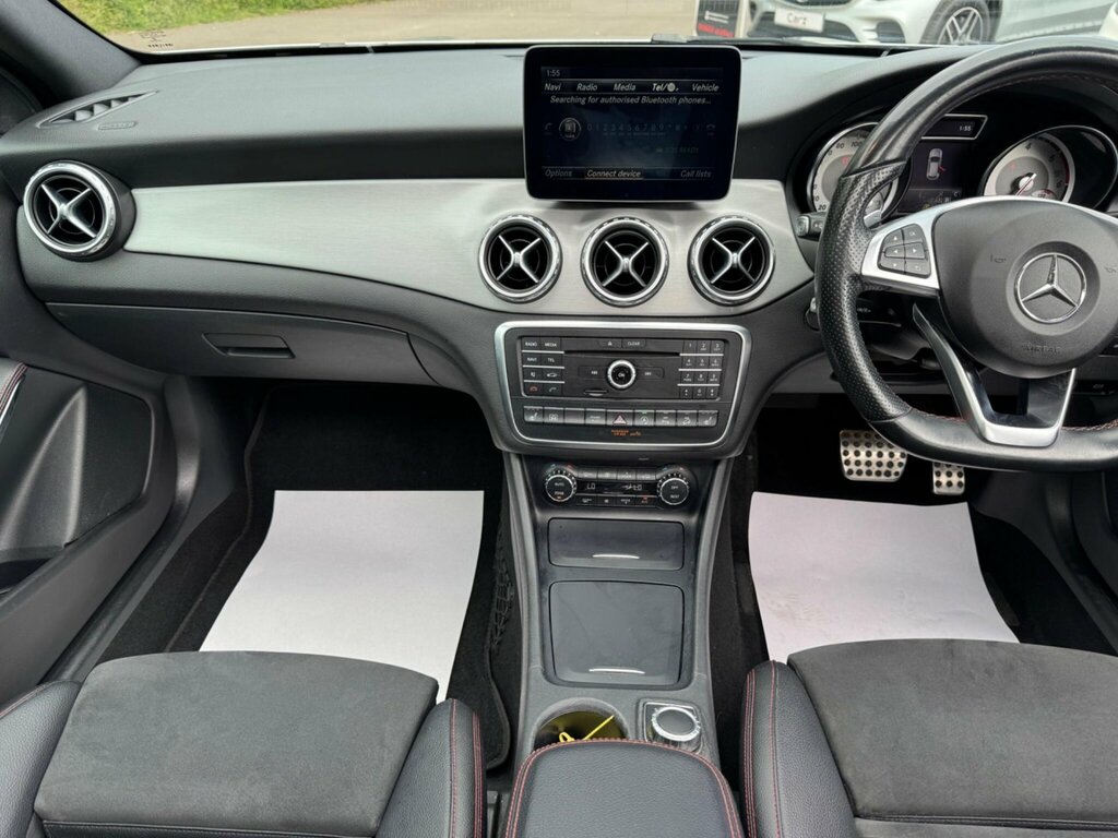 Mercedes-Benz GLA Class 2.1 Gla220d Amg Line Premium Plus 7G-dct 4Matic NA66ZWF Silver #2