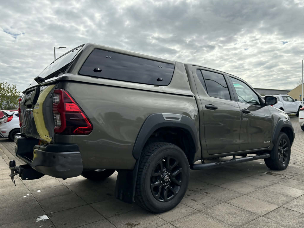 Toyota HILUX 2.8 D4d Dcab RMN617M Brown #2