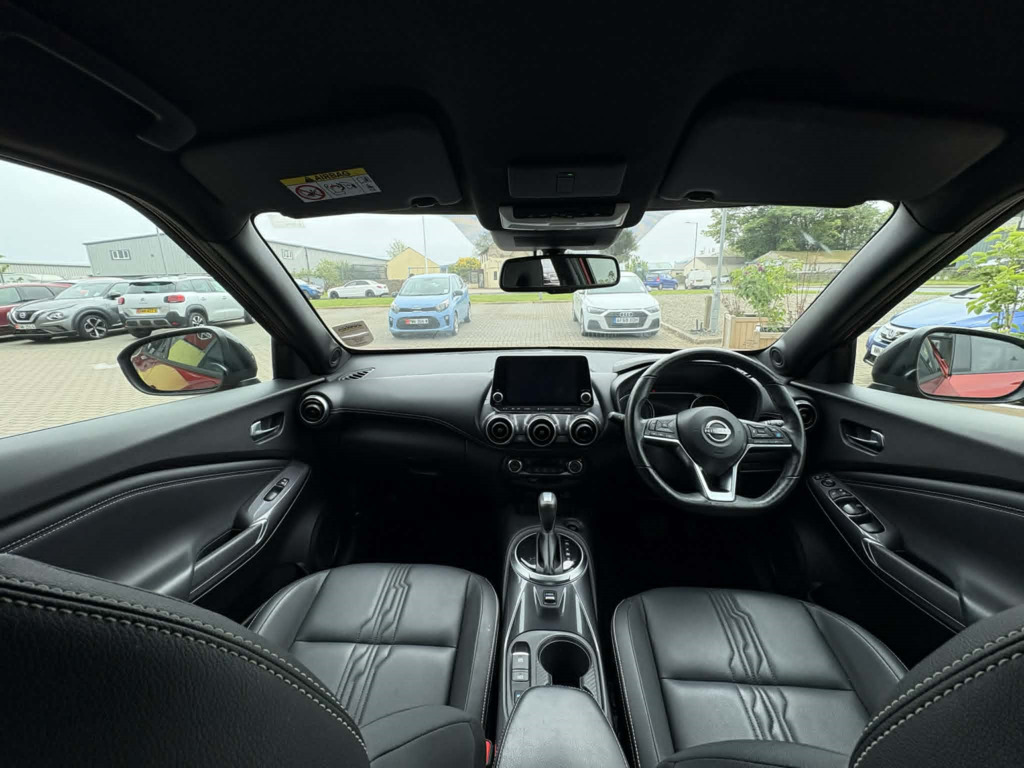 Nissan Juke Tekna Hev TMN362H Red #6