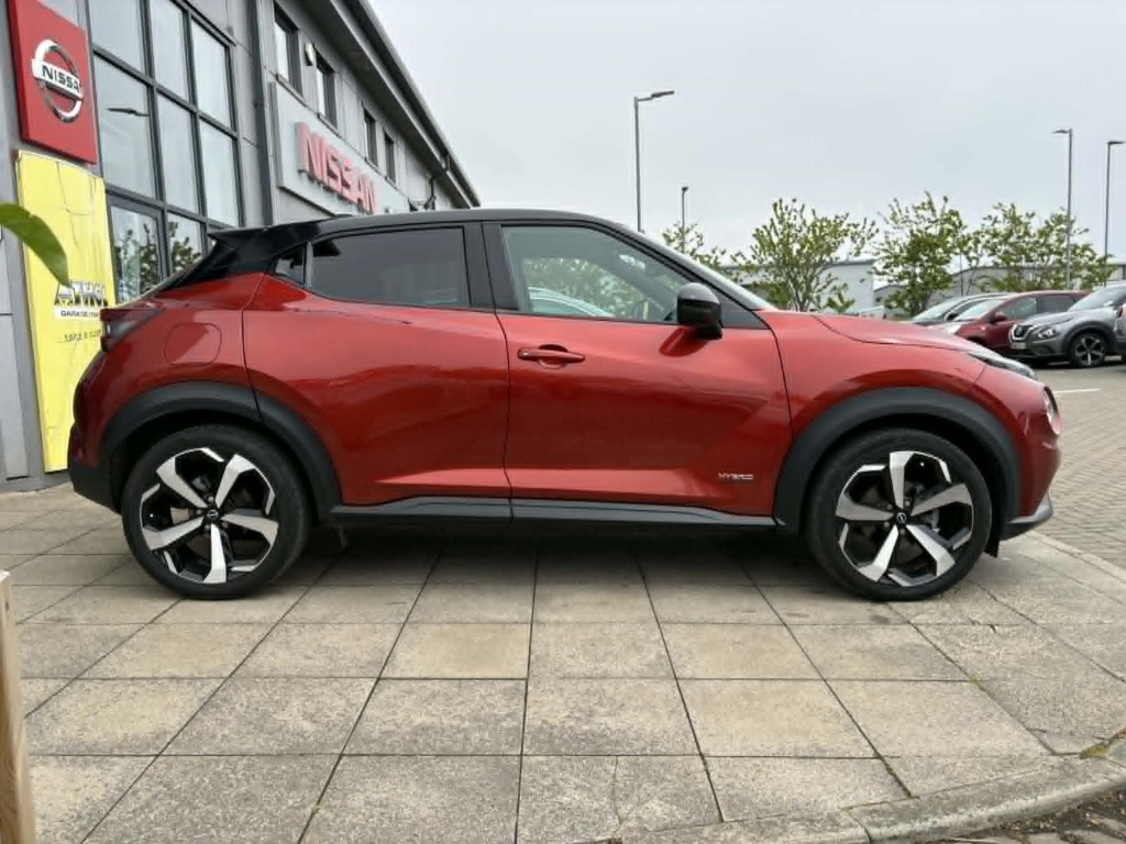 Nissan Juke Tekna Hev TMN362H Red #3