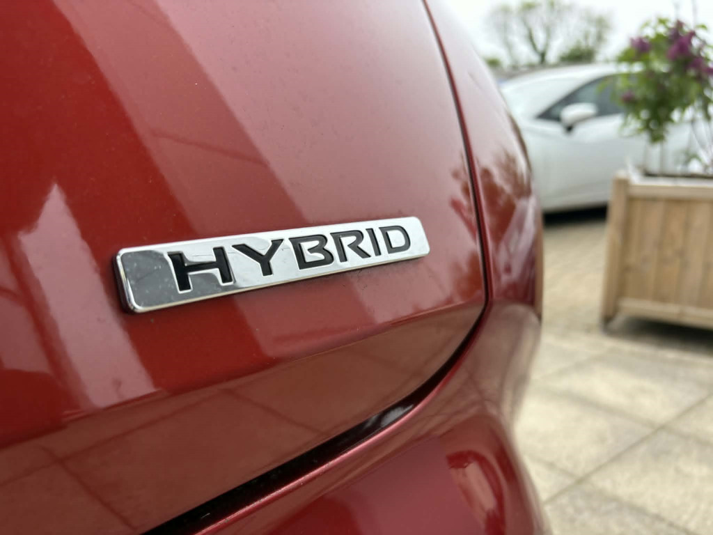 Nissan Juke Tekna Hev TMN362H Red #5