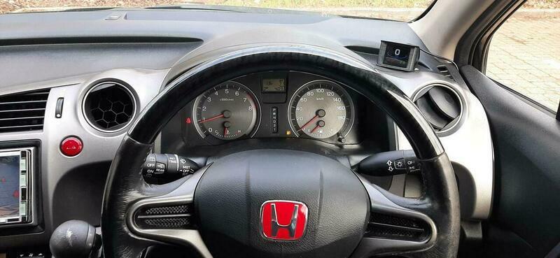 Honda Stream 1.7I V-tec Se Silver #34