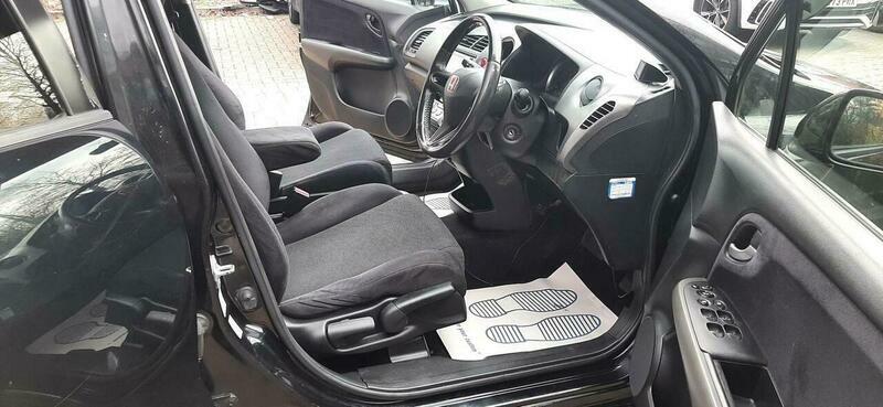 Honda Stream 1.7I V-tec Se Silver #12