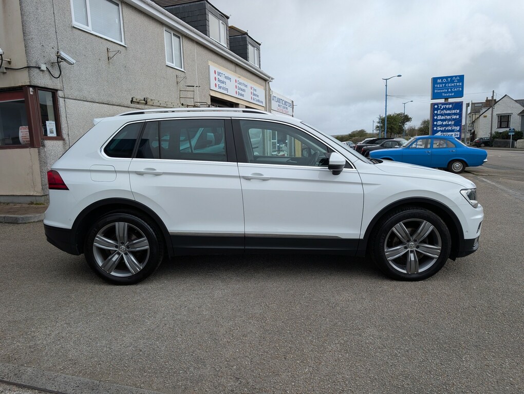 Volkswagen Tiguan 2.0 Tdi Match MK19LHC White #4