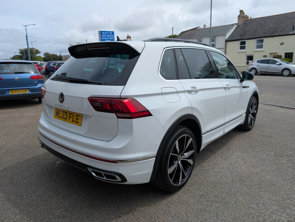 Volkswagen Tiguan 1.5 Tsi R-line Dsg ML23FLE White #4