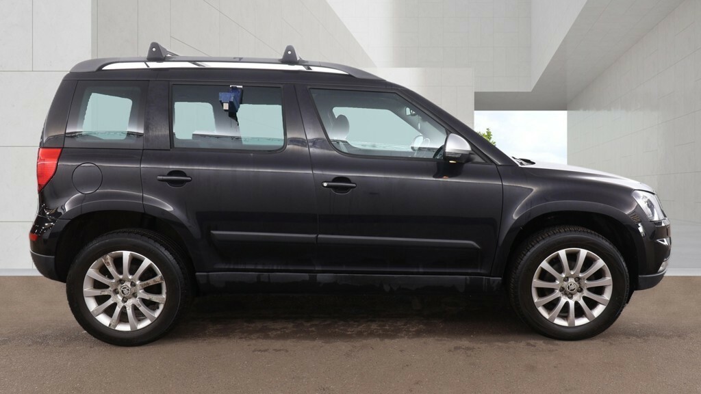 Skoda Yeti 2.0 Tdi Elegance GJ14UCM Black #2