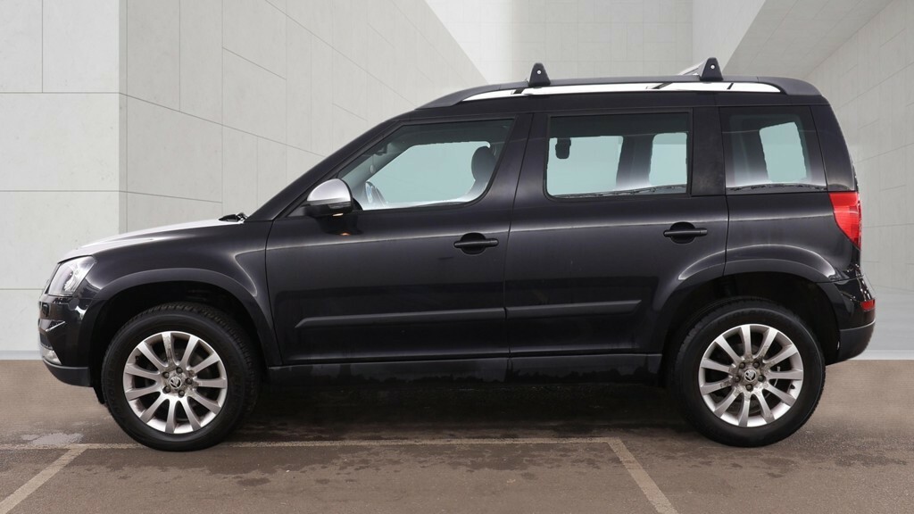 Skoda Yeti 2.0 Tdi Elegance GJ14UCM Black #4