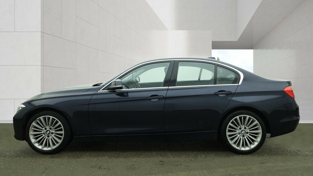 BMW 3 Series 3.0 330D Luxury Saloon LG64WMD Blue #5