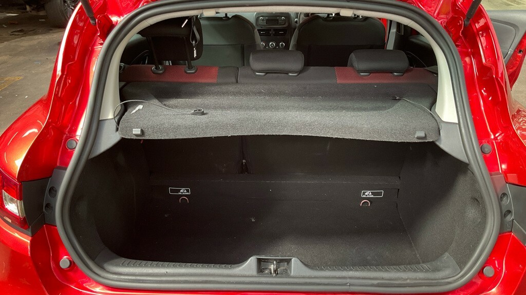 Renault Clio 1.2 Play 1.2 16V 75 CA16BTU Red #5