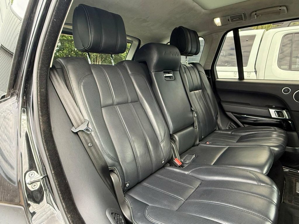 Land Rover Range Rover 4.4L Autobiography 5dr W50ACS Black #4