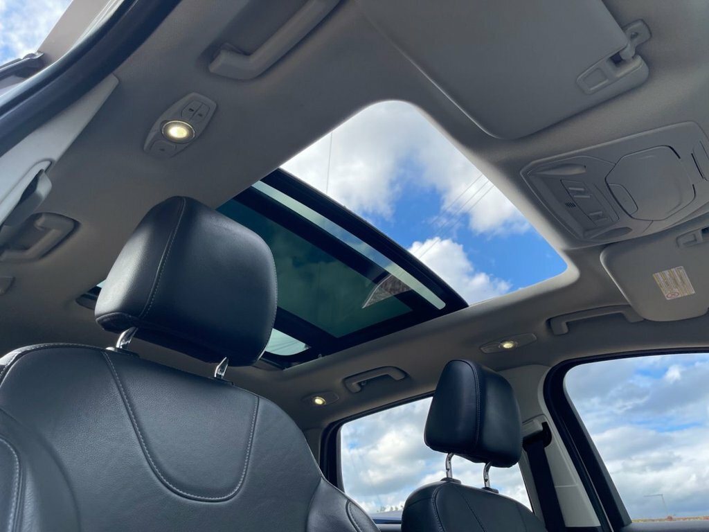Ford Kuga 2L Titanium X FG14GYU White #2