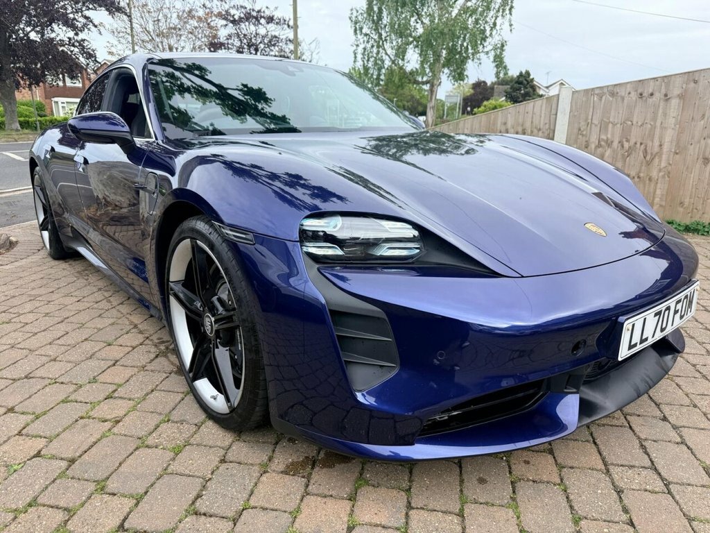 Porsche Taycan Turbo Blue