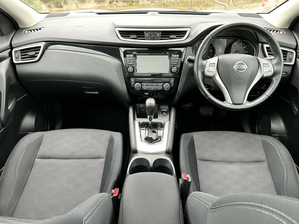 Nissan Qashqai 1.6 Dci Acenta Premium White #3