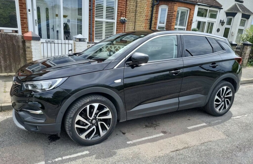 Vauxhall Grandland X 1.2 Turbo Elite Nav Black