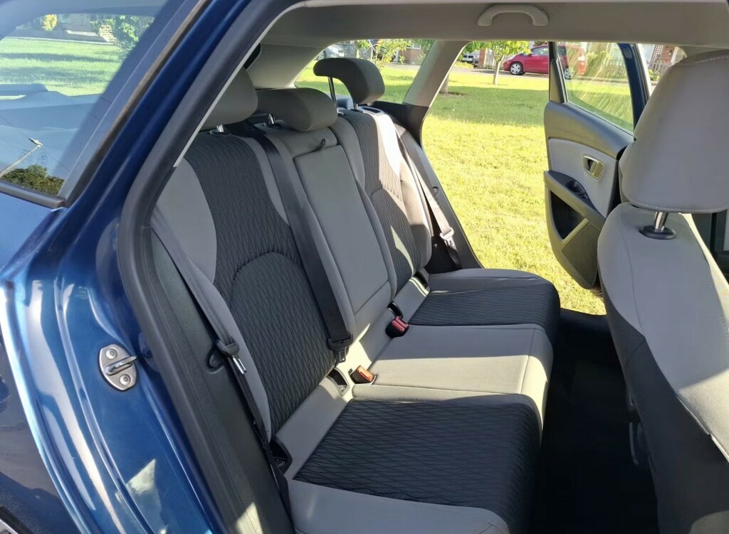 Seat Leon Hatchback Grey #5