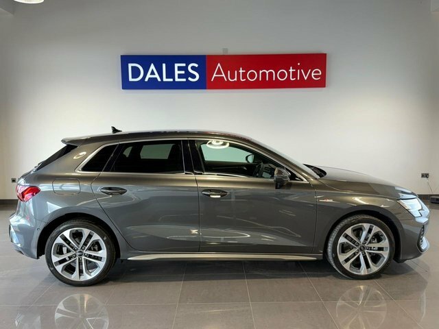 Audi A3 Tfsi E S Line YR25XLX Grey #4