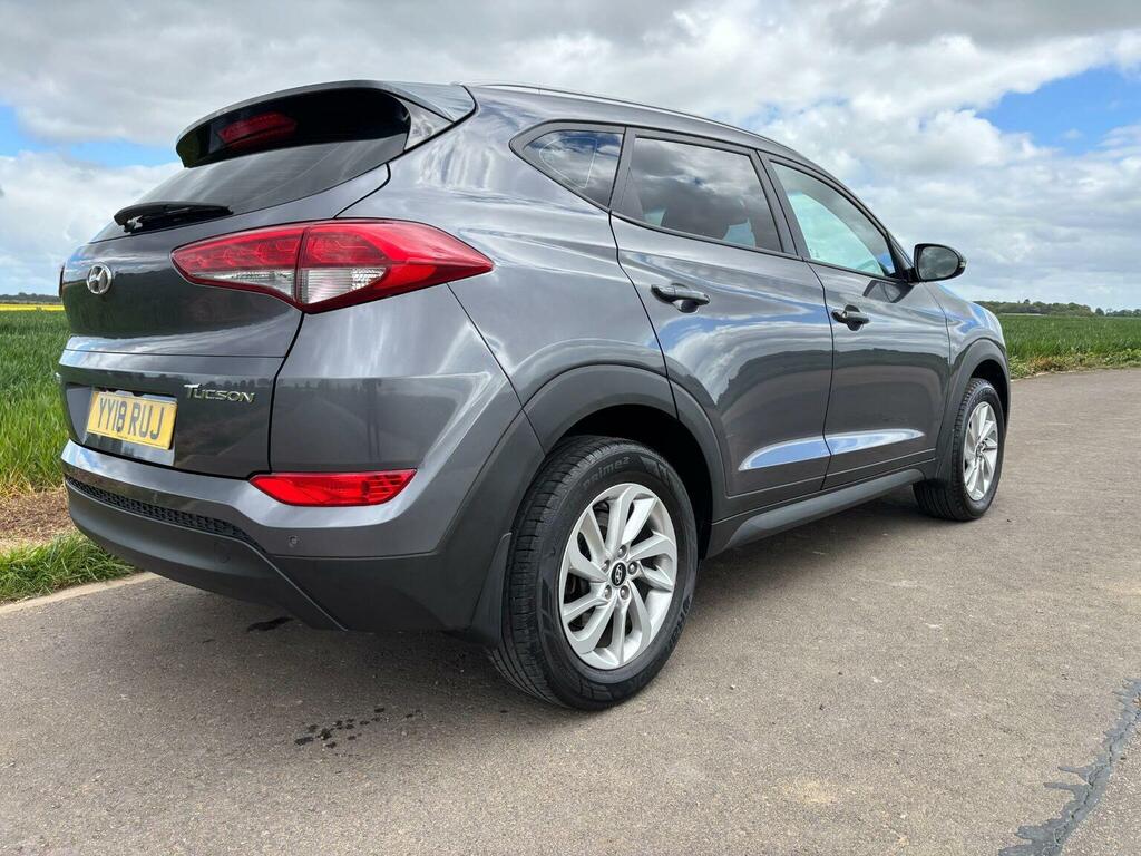 Hyundai Tucson Suv 1.6 Gdi Blue Drive Se Nav Euro 6 Ss 20 YY18RUJ Grey #2