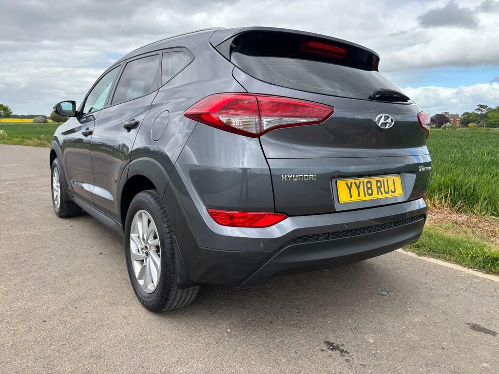 Hyundai Tucson Suv 1.6 Gdi Blue Drive Se Nav Euro 6 Ss 20 YY18RUJ Grey #4