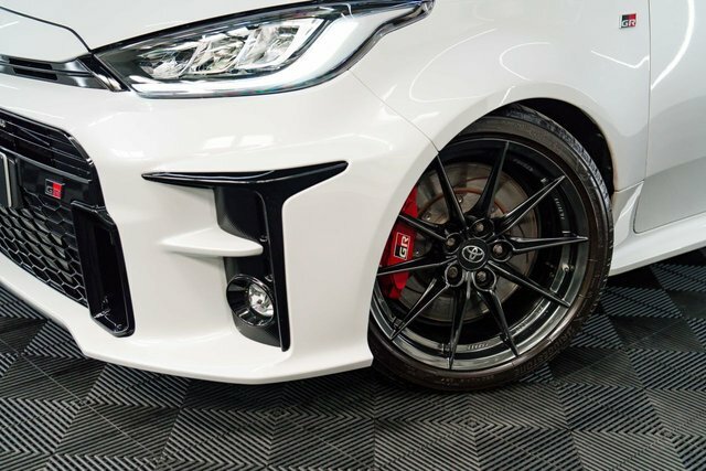 Toyota Yaris Gr Circuit Hatchback HY21SPU White #4