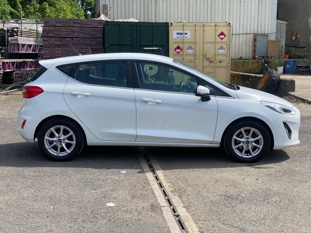 Ford Fiesta 1.0T Ecoboost Zetec Euro 6 Ss FG18ZTJ White #5