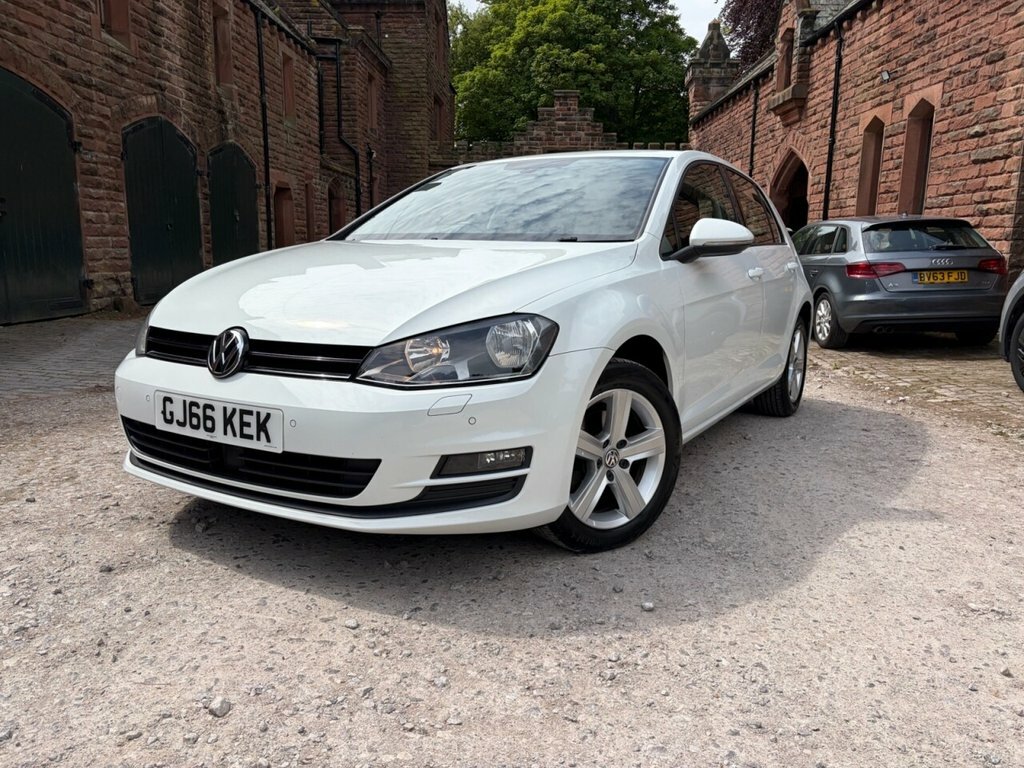 Volkswagen Golf 1.4 Tsi Bluemotion Tech Match Edition Hatchback GJ66KEK White #2