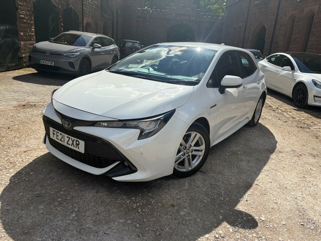 Toyota Corolla 1.8 Vvt-h Gpf Icon Tech Hatchback Hybri FE21ZXR White #2