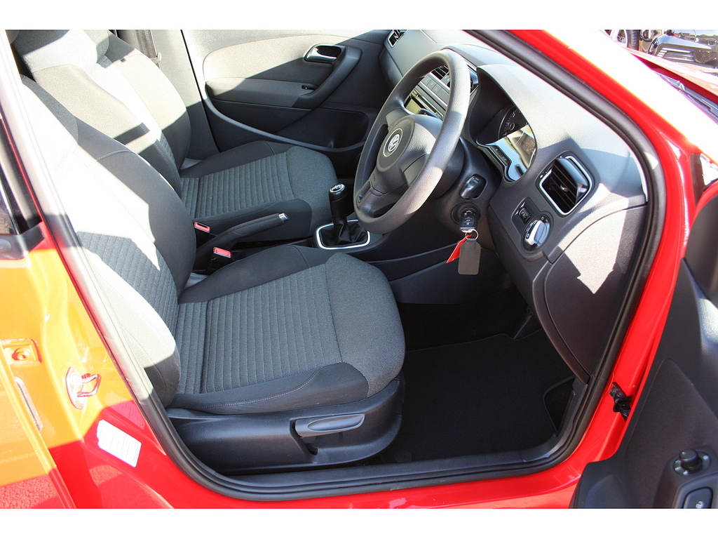 Volkswagen Polo Polo 60 Moda U879 Ulez AV11VEH Red #4