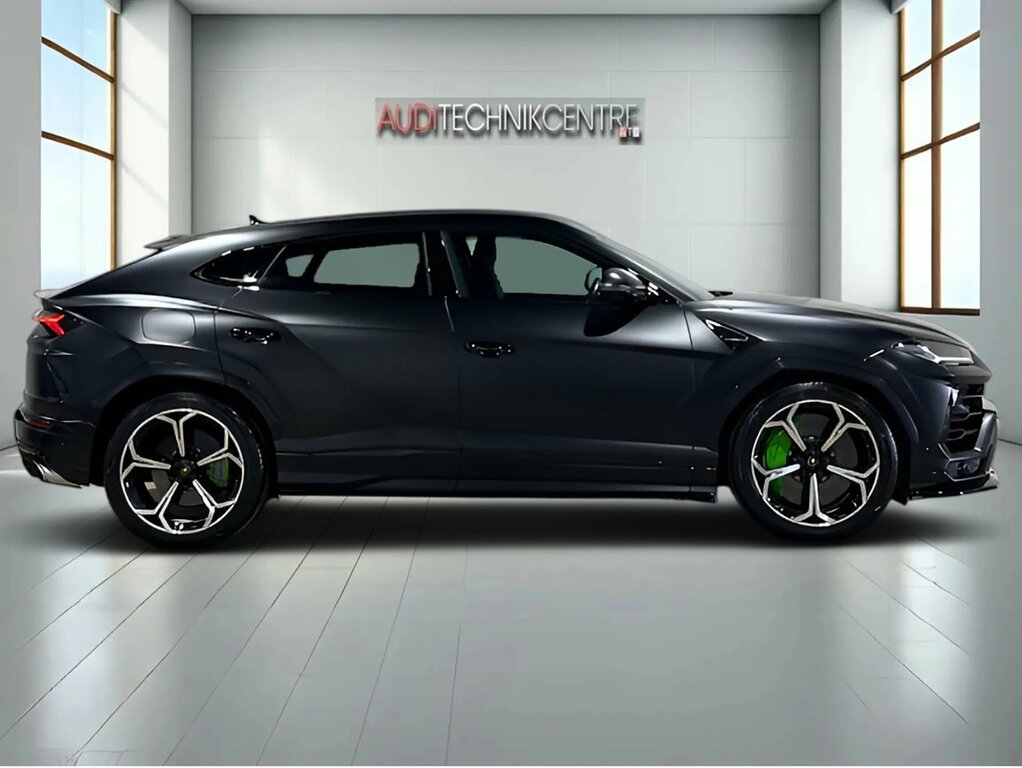 Lamborghini Urus V8 Black #5