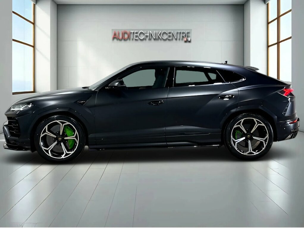 Lamborghini Urus V8 Black #2