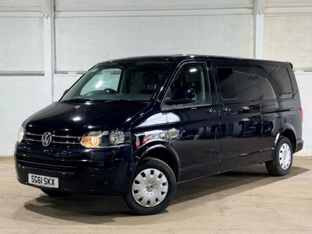 Volkswagen Transporter Shuttle 2.0 Bitdi Black #25