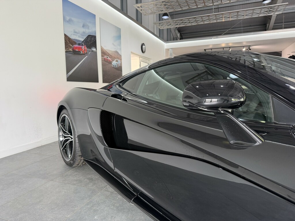 McLaren 570GT Coupe 3.8 T V8 201868 Black #4