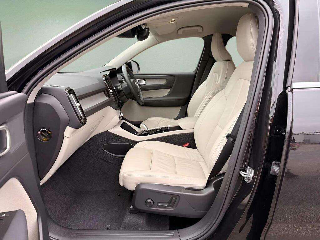 Volvo XC40 1.5H T5 Twin Engine Recharge 10.7Kwh Inscription P GN71RUC Black #5